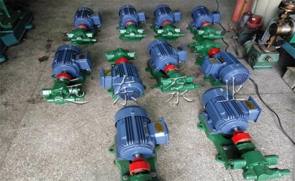 KCB齒輪油泵整機(jī)圖