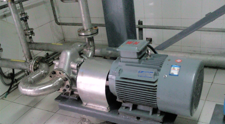 KCB不銹鋼齒輪泵用戶現(xiàn)場(chǎng)展示