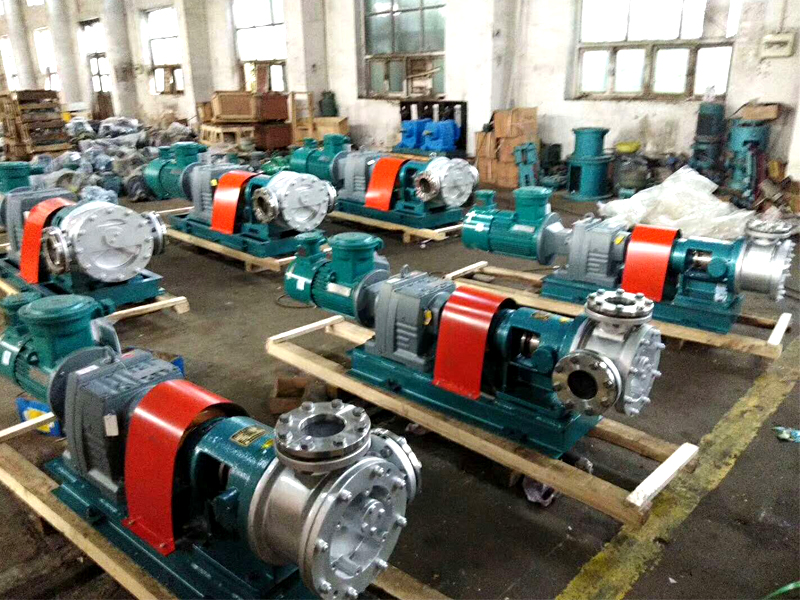 東方雨虹德陽(yáng)工廠、唐山二廠瀝青泵全部采用遠(yuǎn)東瀝青混合料泵