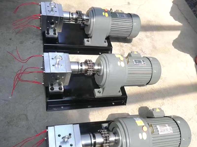 熔噴布擠出機(jī)熔噴布計量泵耐溫輸送出流量穩(wěn)定壓力高